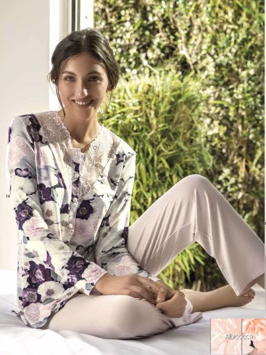 Женская пижама с кофтой на пуговках с ажурной вставкой, фото 3